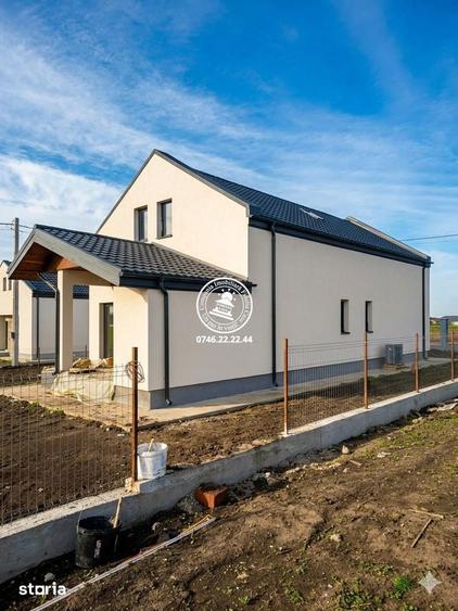 Casă cu 3 camere cu Teren 750 Mp în Aroneanu