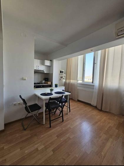 Apartament cu 2 camere semidecomandat, mobilat în P-ța Unirii