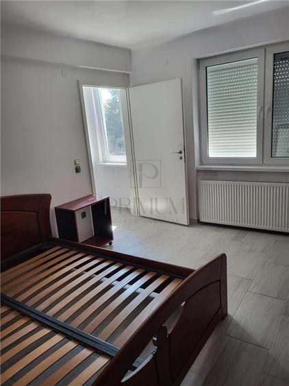 Garsonieră decomandată, mobilată în Complex Studențesc