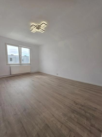 Apartament cu 3 camere decomandat în Unirii