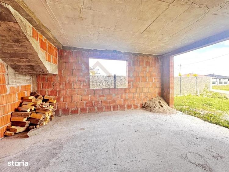 Casă cu 3 camere în Recea