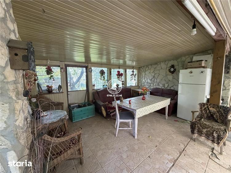 Casă cu 2 camere cu Teren 850 Mp în Bârnova