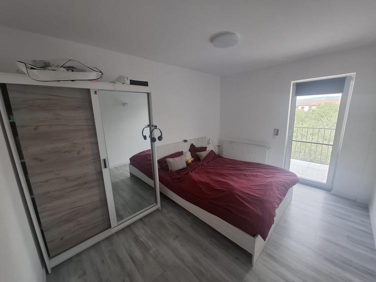 Duplex cu 5 camere cu Canalizare în Gilău