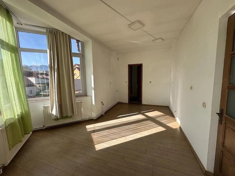 Spațiu comercial, de 125 mp, în Astra