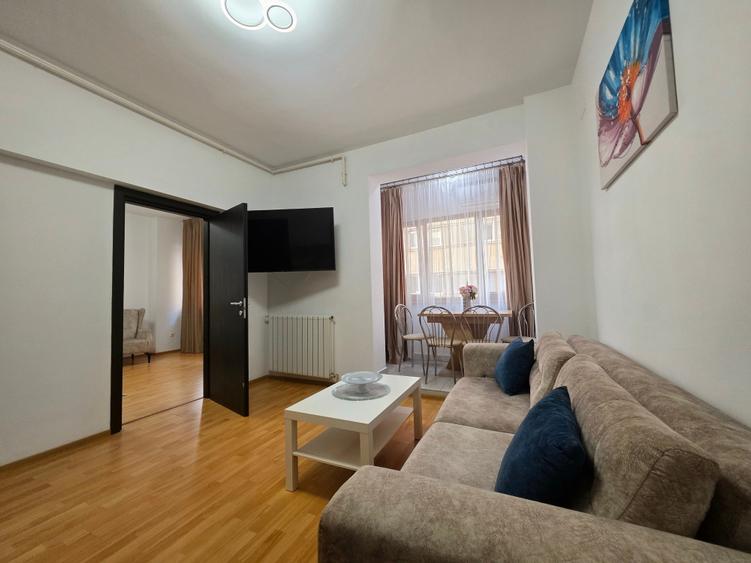 Apartament cu 2 camere semidecomandat în Ultracentral