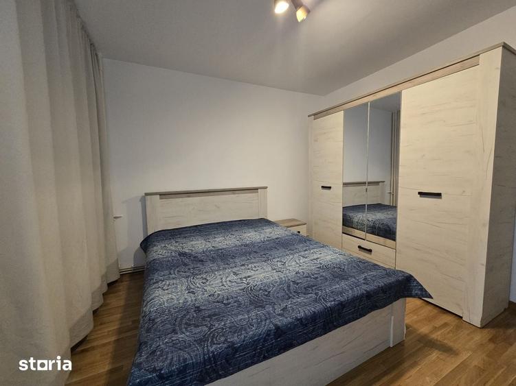 Apartament cu 2 camere decomandat în Piața Centrală