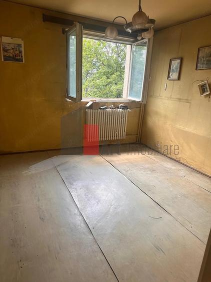 Apartament cu 2 camere decomandat în Drumul Taberei