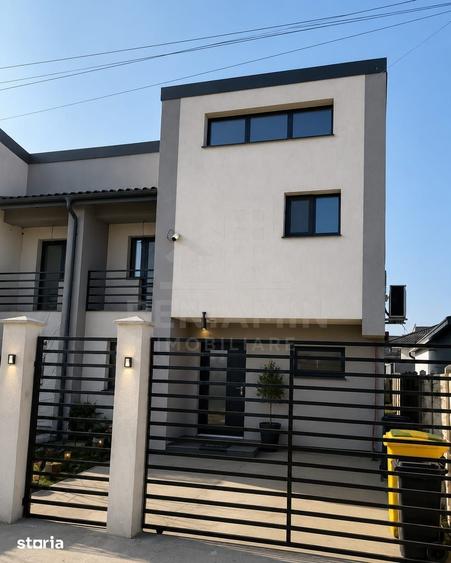 Casă cu 4 camere cu Teren 200 Mp în Malu Mare