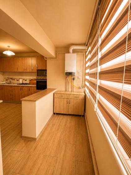 Apartament cu 2 camere semidecomandat, mobilat în Ultracentral