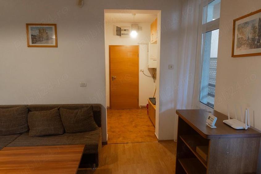 Apartament cu 3 camere decomandat în Steaua
