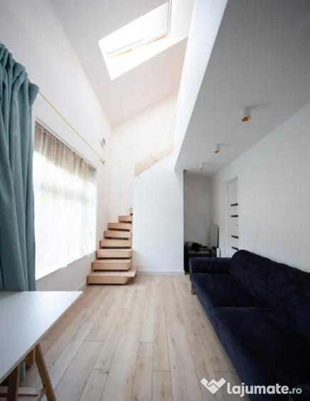 Apartament cu 3 camere semidecomandat în Semicentral