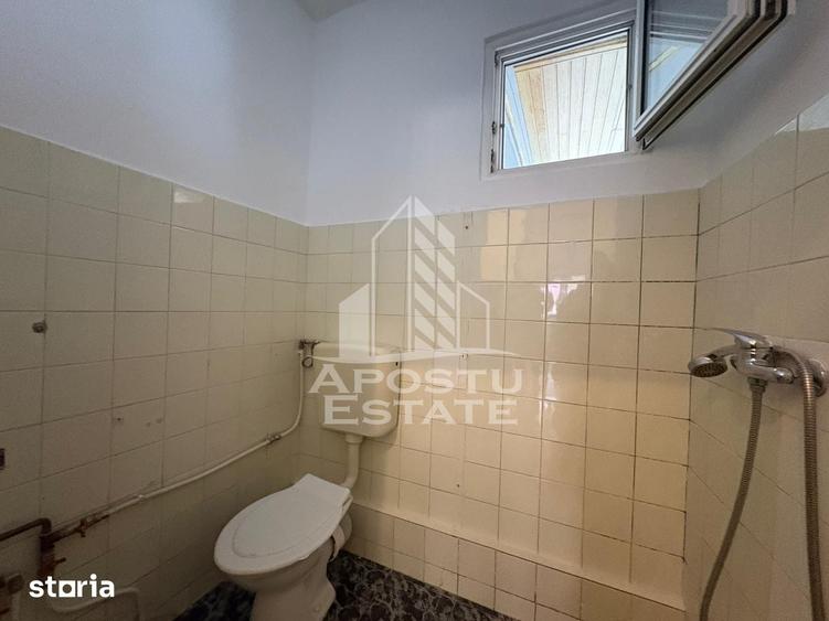 Casă cu 8 camere cu Teren 548 Mp în Fabric