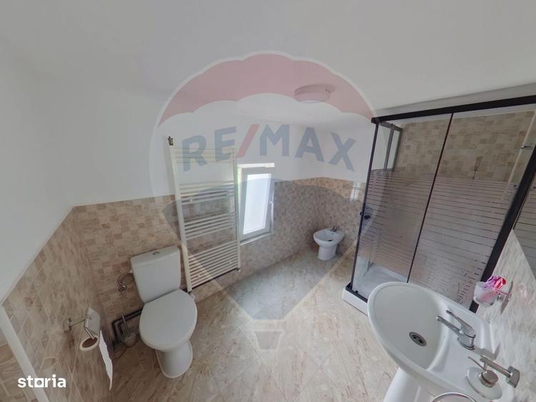Casă cu 4 camere în Bârsana