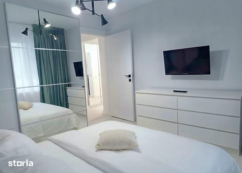 Apartament cu 2 camere decomandat, mobilat în Delfinariu