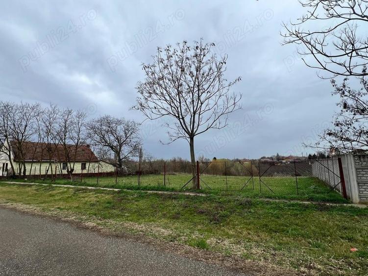 Teren de 4135 mp, în Călacea