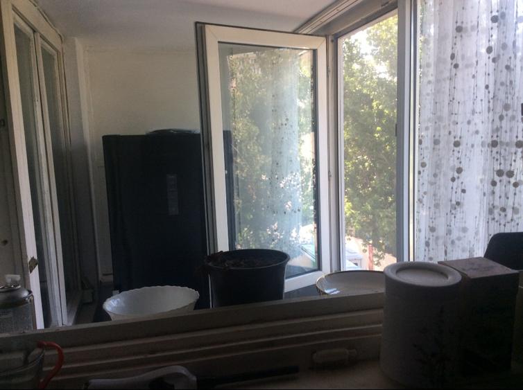 Garsonieră decomandată în Gara de Nord