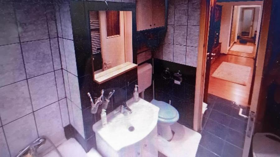 Apartament cu 3 camere, mobilat în Iancului