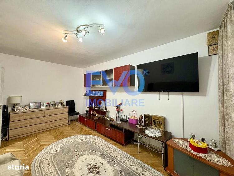 Apartament cu 2 camere decomandat în Mircea cel Bătrân