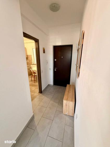 Apartament cu 3 camere semidecomandat în Iris