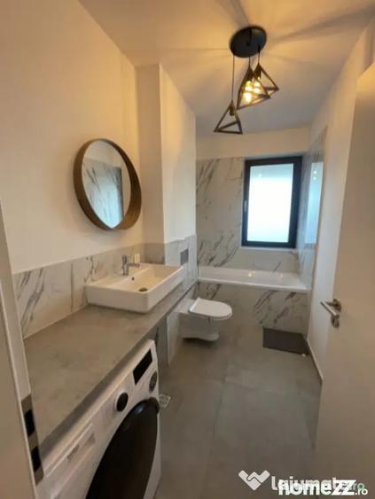 Apartament cu 3 camere decomandat în Băneasa