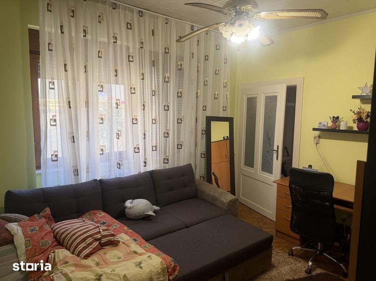 Casă cu 3 camere cu Teren 500 Mp în Central