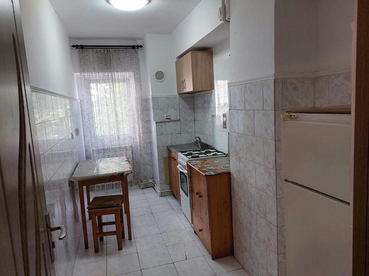 Garsonieră decomandată în Alexandru cel Bun