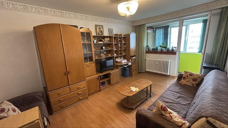 Apartament cu 3 camere decomandat în Pantelimon