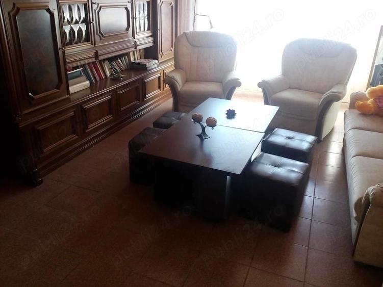 Casă cu 2 camere cu Teren 700 Mp în Berzasca