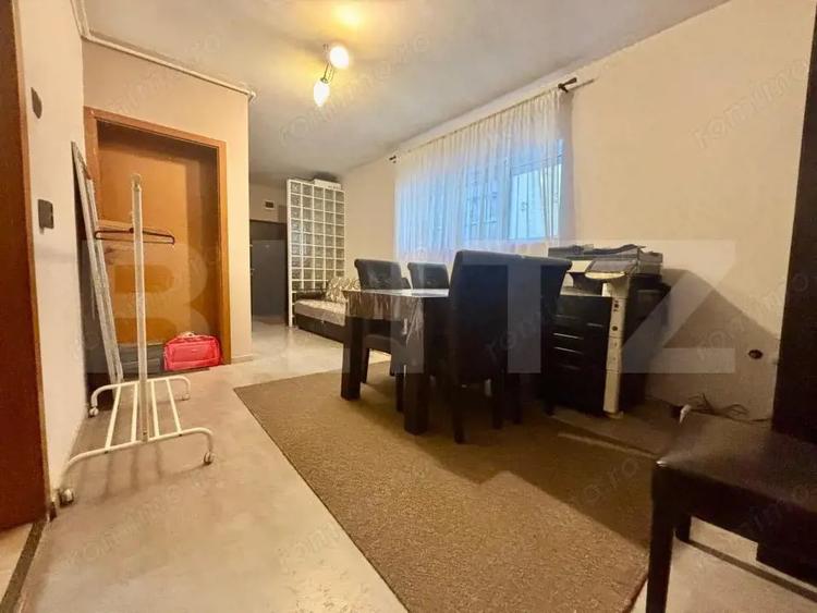Apartament cu 3 camere decomandat, mobilat în Andrei Mureșanu