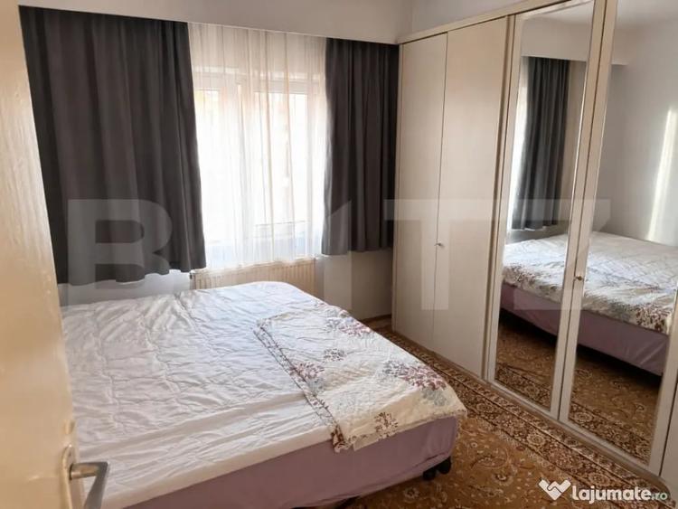 Apartament cu 2 camere decomandat în Vest