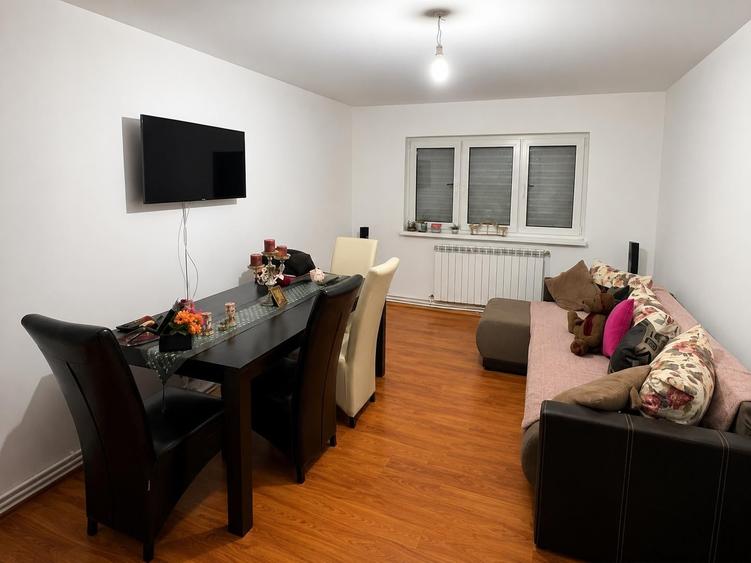 Apartament cu 2 camere, mobilat în Gară