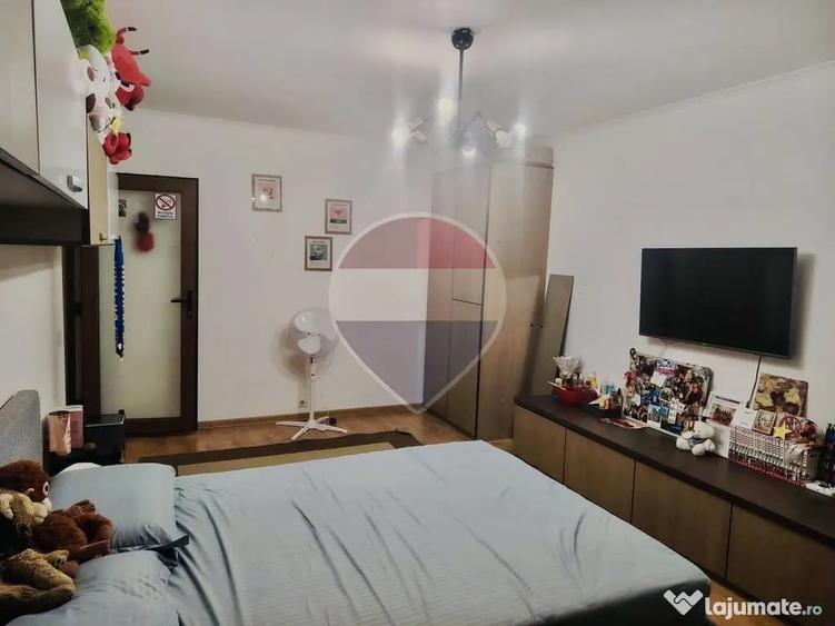 Apartament cu 3 camere decomandat în Dragoș Vodă