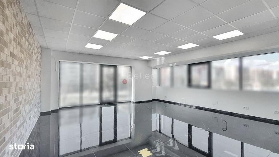 Spațiu comercial, de 105 mp, în Central