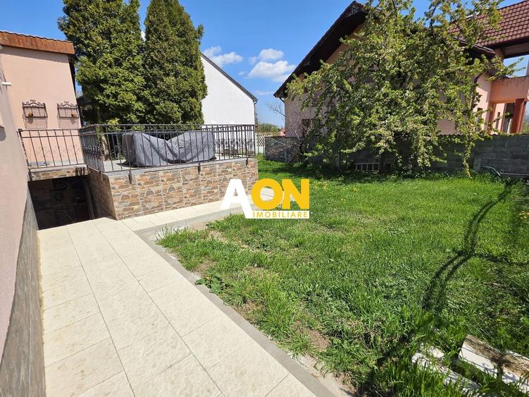 Duplex cu 3 camere cu Canalizare în Cetate
