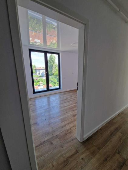 Apartament cu 3 camere decomandat în Grozăvești