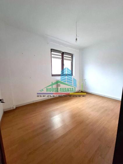 Apartament cu 3 camere decomandat în Ultracentral