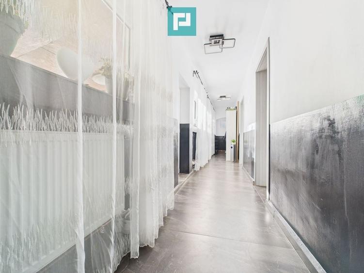 Casă individuală cu 6 camere cu Canalizare în Urseni
