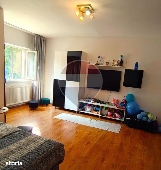 Apartament cu 2 camere decomandat în Central