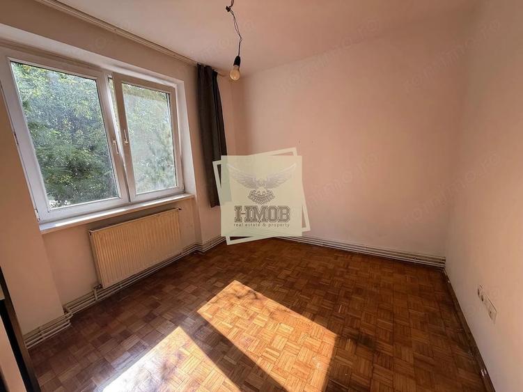 Apartament cu 4 camere în Central