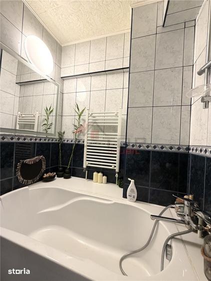Apartament cu 4 camere în Nicolina