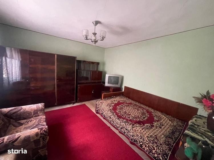 Casă cu 4 camere în Șimnicu de Jos