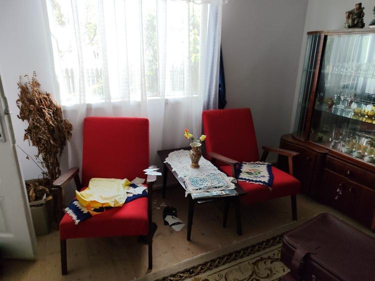 Casă individuală cu 3 camere cu Canalizare în Cislău