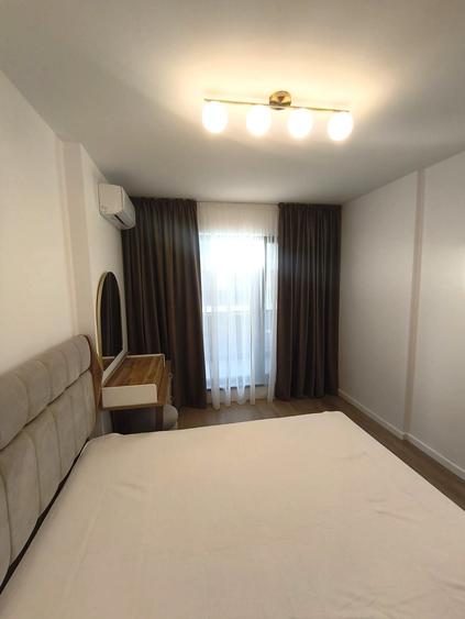 Apartament cu 2 camere semidecomandat în Berceni