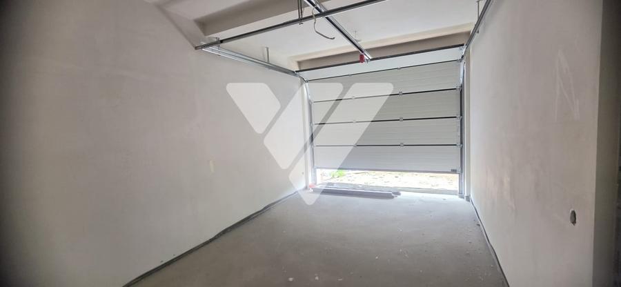 Casă individuală cu 5 camere cu Canalizare în Cisnădie