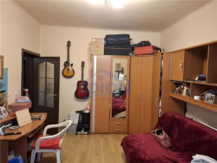 Apartament cu 2 camere decomandat în Baba Novac