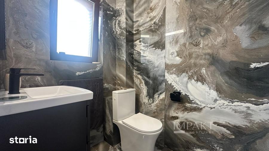 Casă cu 4 camere cu Piscina în Gruia