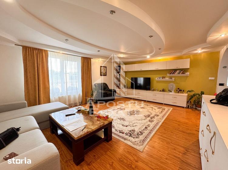 Casă cu 5 camere cu Teren 762 Mp în Freidorf