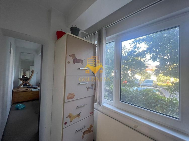 Apartament cu 3 camere decomandat în Mărăști