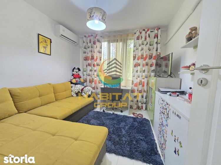 Apartament 3 Camere Decomandat Sector 4 Zona Straja - 1