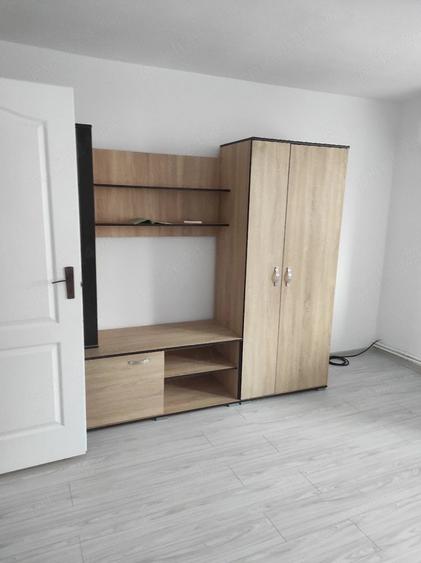 Apartament cu 2 camere decomandat în Gojdu